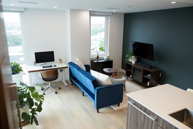 Building Photo - 37 L St SE