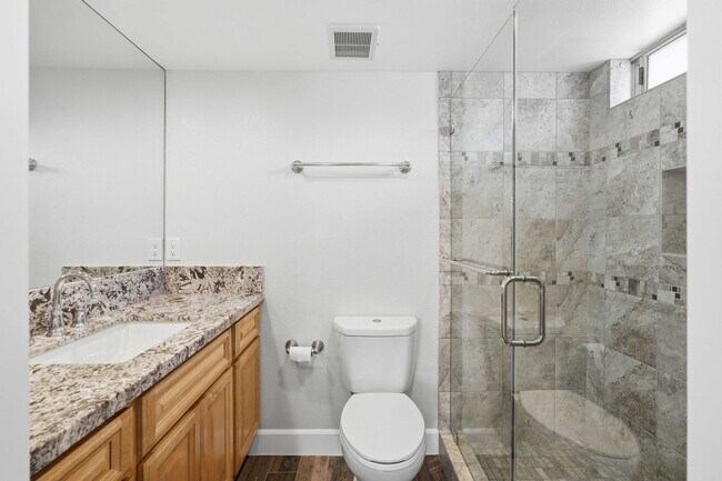 Building Photo - 22834 Banyan Pl