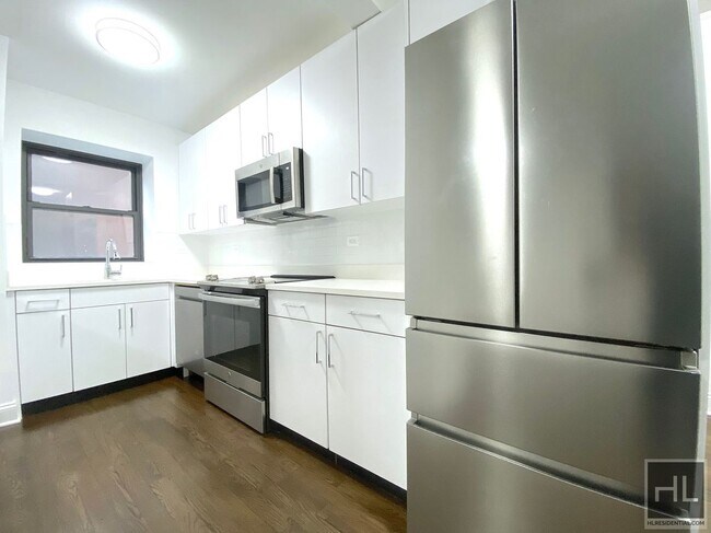 Primary Photo - EAST 69 STREET