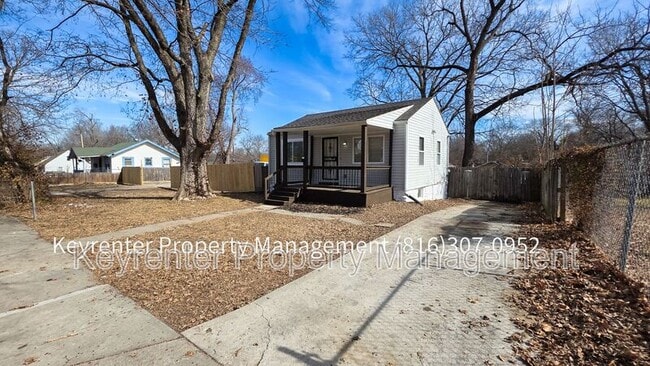 Building Photo - 7013 Bellefontaine Ave