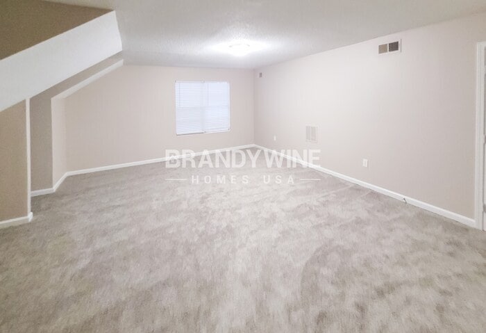 Building Photo - 3962 Sunset Lake Cove