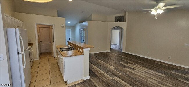 Building Photo - 3601 57th St W
