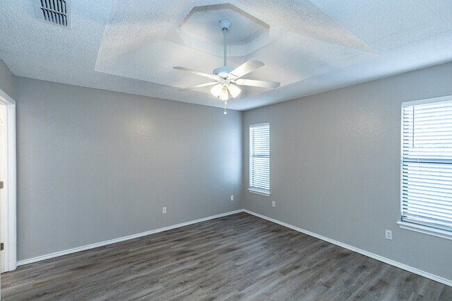 Building Photo - Stylish Finishes and a Spacious Backyard in South Lubbock