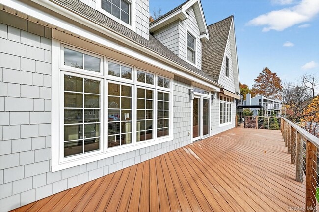 Building Photo - 165 Piermont Ave