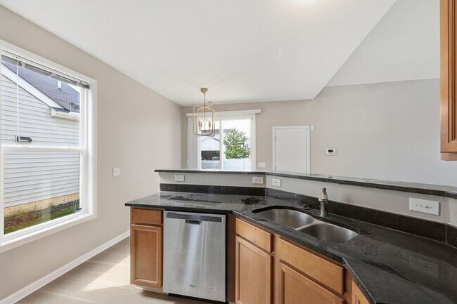 Building Photo - 6136 Deansboro Dr