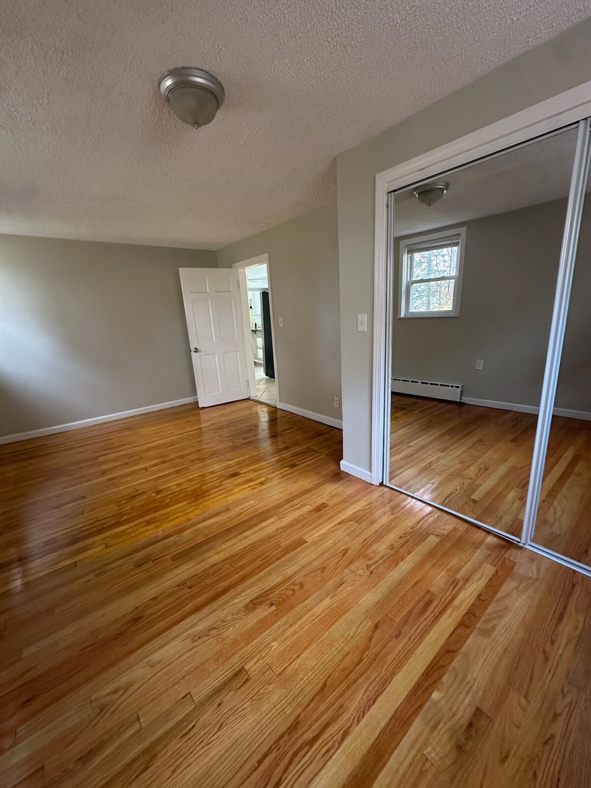 Master bedroom - 14 Ferraro St