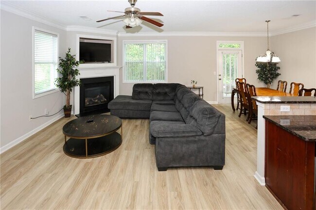 Building Photo - 7116 Blairs View Dr