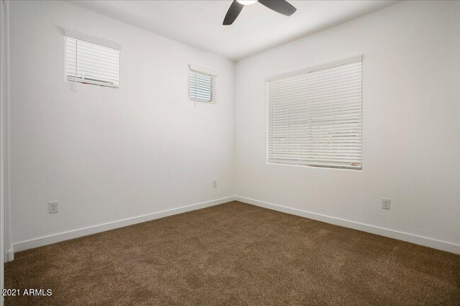 Building Photo - 24973 N 172nd Dr