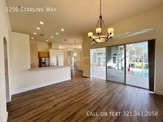 Building Photo - 1250 Starling Way