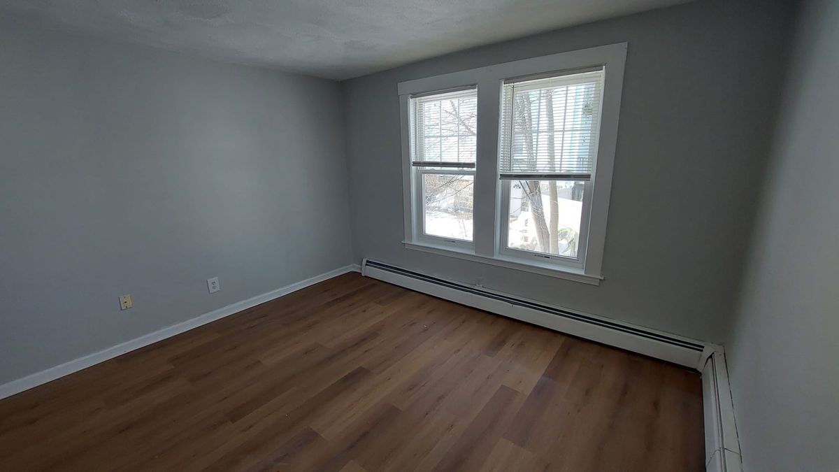 Building Photo - 225 Florence St