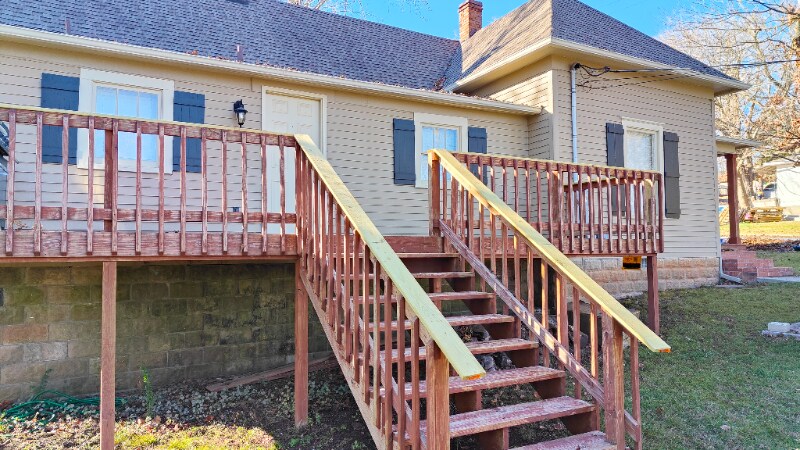 Building Photo - 610 W Rogers Ave