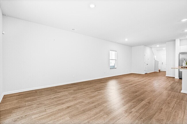 Building Photo - 504 Minim St