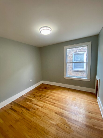 Building Photo - 6640 S Fairfield Ave