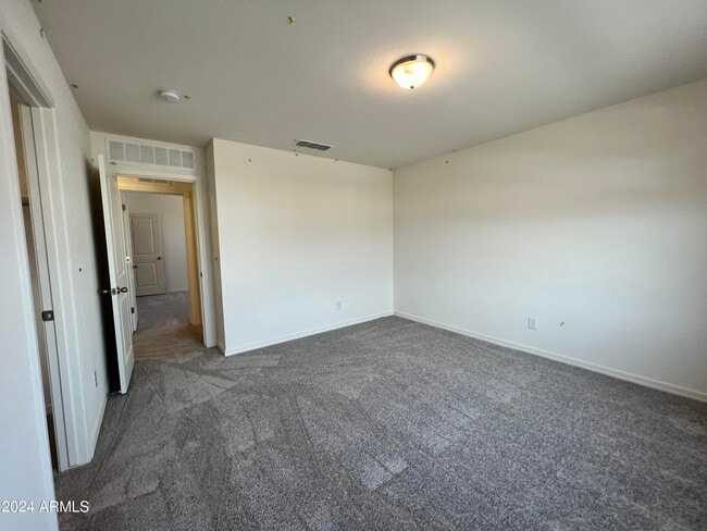 Building Photo - 2449 E Alonso Dr