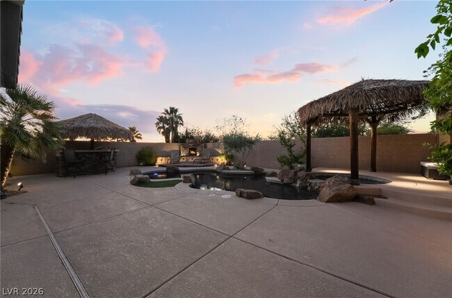 Building Photo - 2676 Lochleven Way