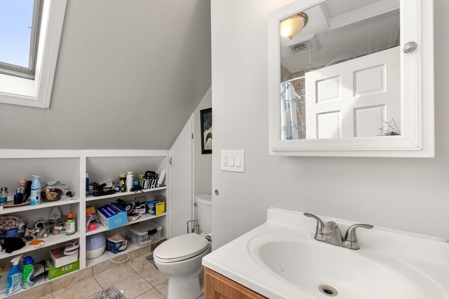 Building Photo - 7 Antwerp St