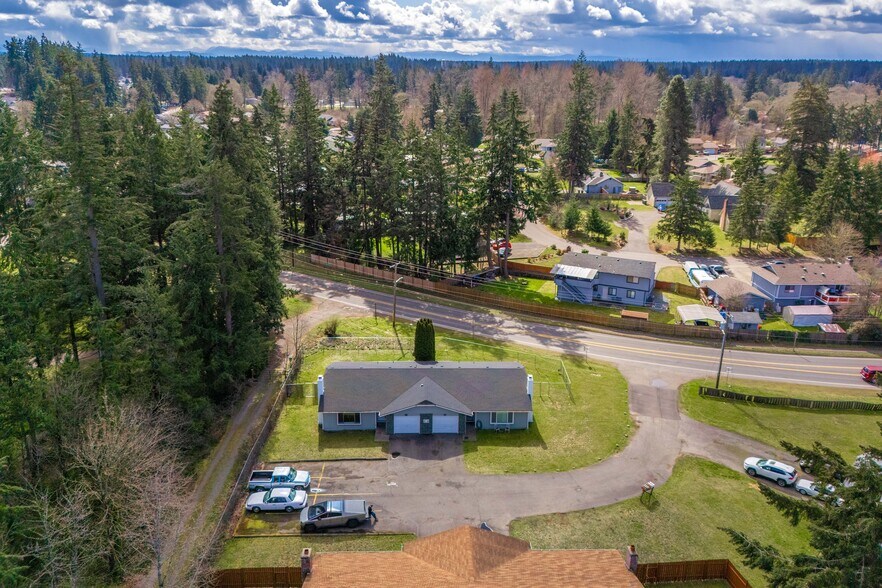 Aerial view - 523 159th St E