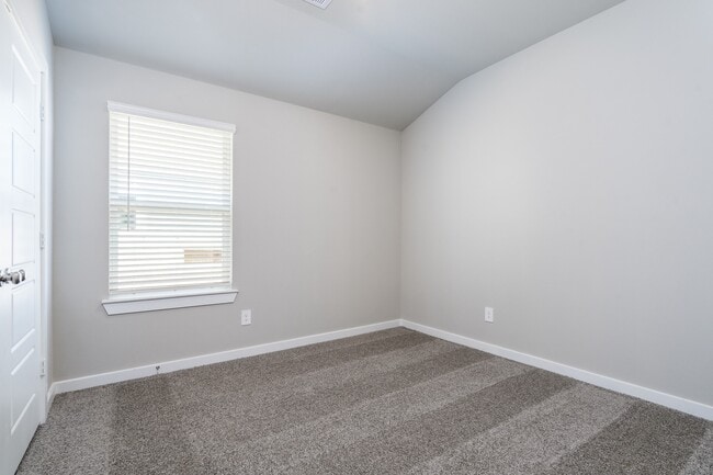 Building Photo - 344 Willow Sage Ct