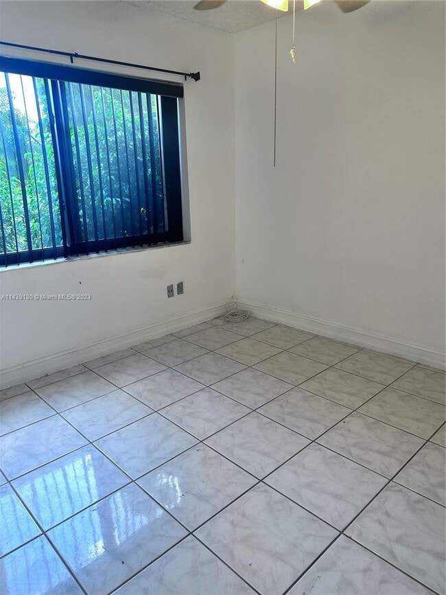 Building Photo - 11150 Royal Palm Blvd