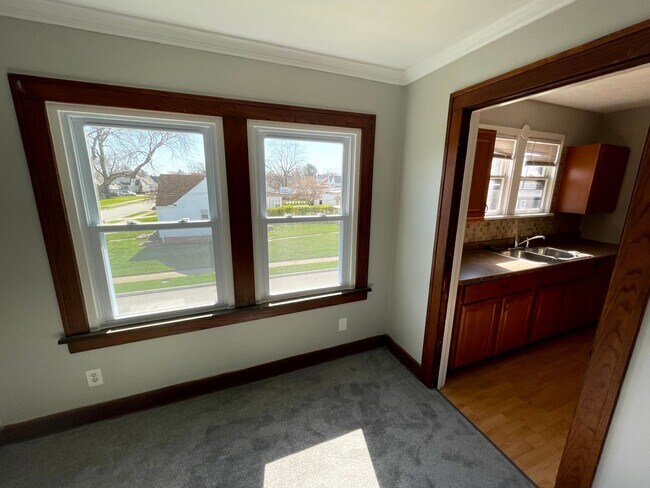 Building Photo - 6711 Dartworth Dr