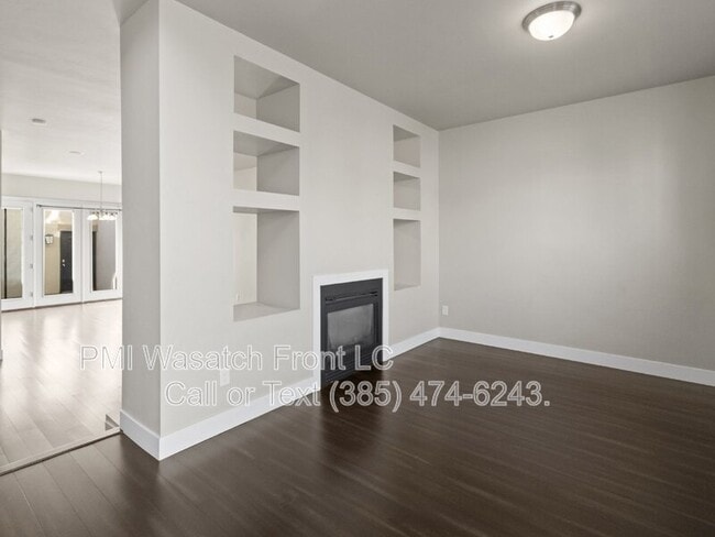 Building Photo - 4721 W Zig Zag Rd