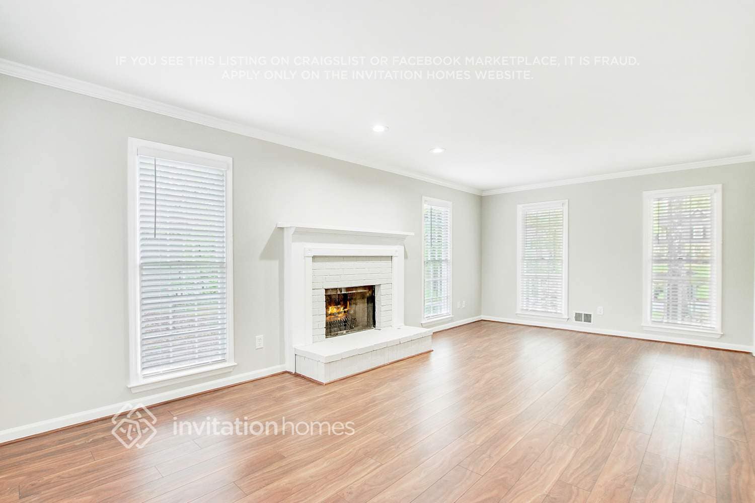 Building Photo - 2774 Douglas Ct