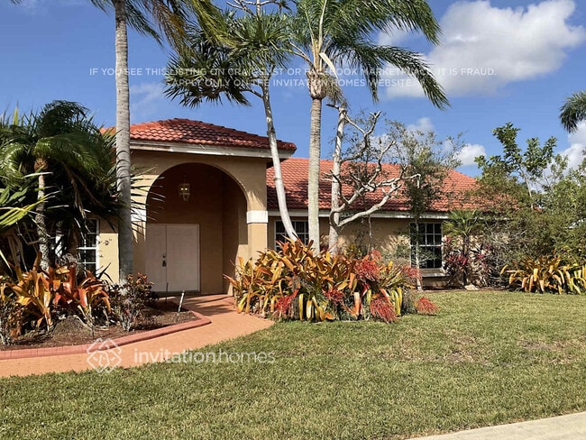 Building Photo - 510 NW 197th Ave