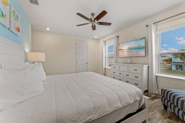 Building Photo - 2979 Castaway Ln