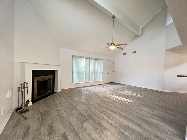 Building Photo - 11903 Estes Park Ln