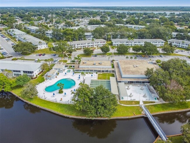 Building Photo - 8080 112th St N