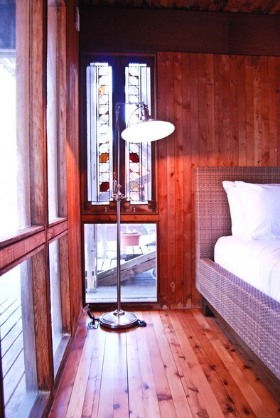 Building Photo - 341 Harbor View Ave