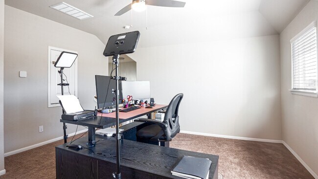 Building Photo - 12901 Ocean Breeze Ln