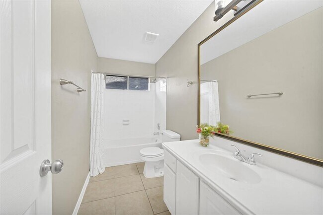 Building Photo - 18326 Cobblestone Dr