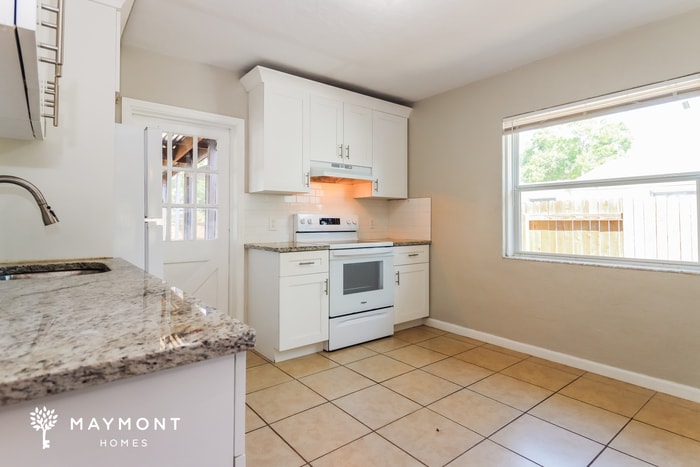 Building Photo - 630 50th St N