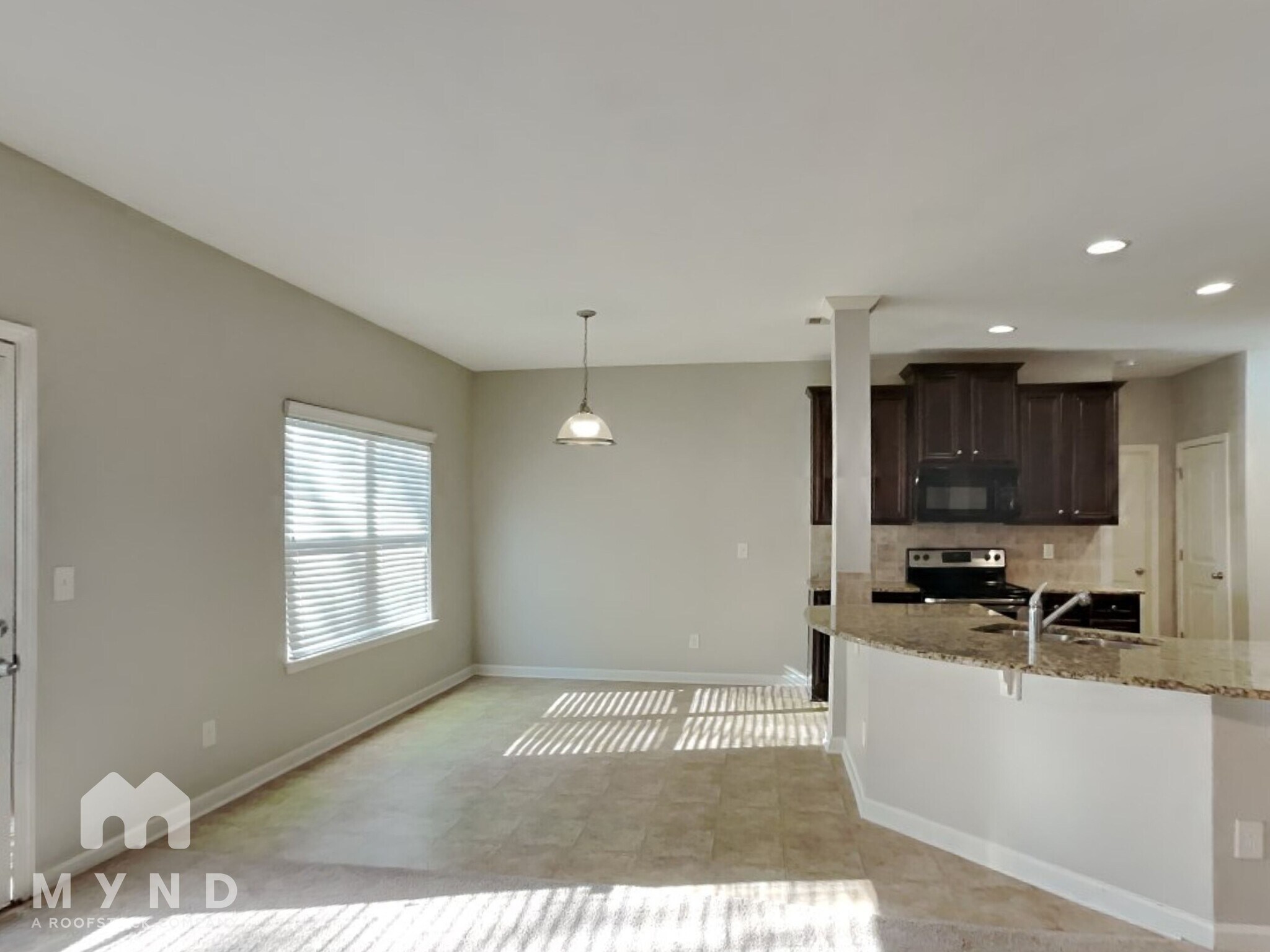 Building Photo - 1576 Pressley Ln