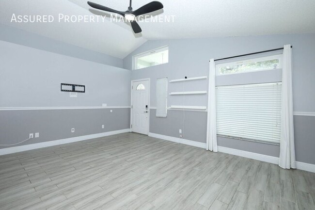 Building Photo - 9942 Dean Oaks Ct