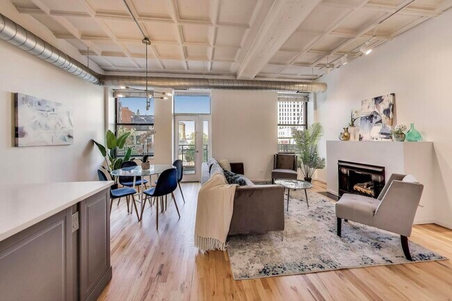 Building Photo - 1307 S Wabash Ave