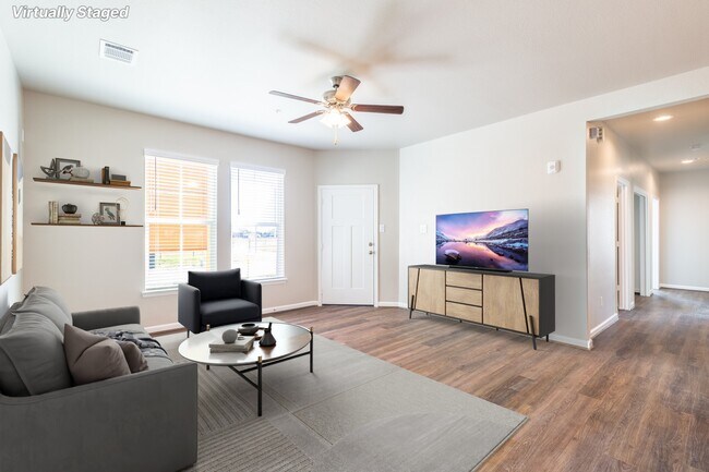 Building Photo - 131 Pk Pl Cir