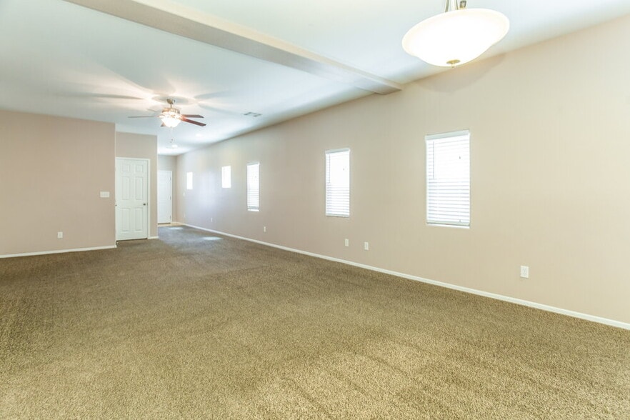 Building Photo - 9657 Bouncing Ball St