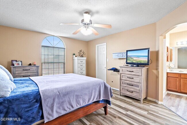 Building Photo - 12564 Paseo Alegre Dr
