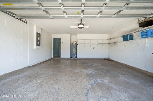 Building Photo - 1380 Fairway Village Dr