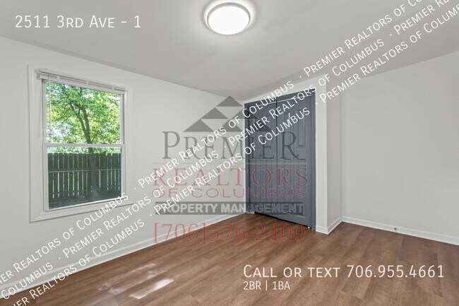 Building Photo - 2511 3rd Ave