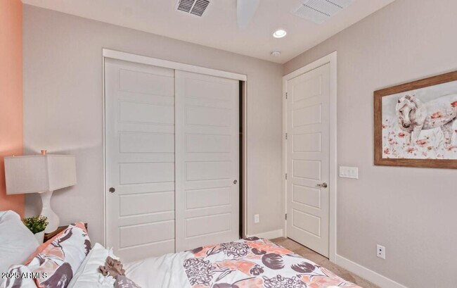 Building Photo - 5214 N 188th Ln