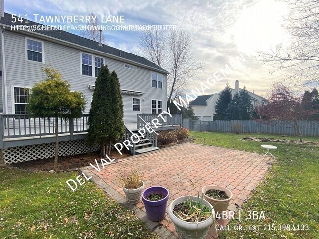 Building Photo - 541 Tawnyberry Ln