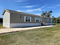 Building Photo - ? Beautifully Updated 3 Bedroom, 2 Bath Home in Bell City! ?