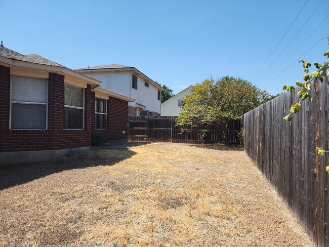 Building Photo - 3642 Windhill Loop
