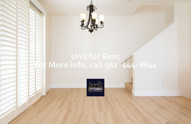 Building Photo - Townhome - 2 Bedrooms-2.5 Baths - Brea