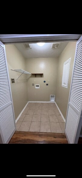 Building Photo - 9106 Aurora Park Ln