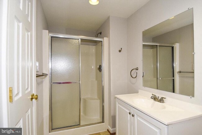 Building Photo - 14488 Black Horse Ct