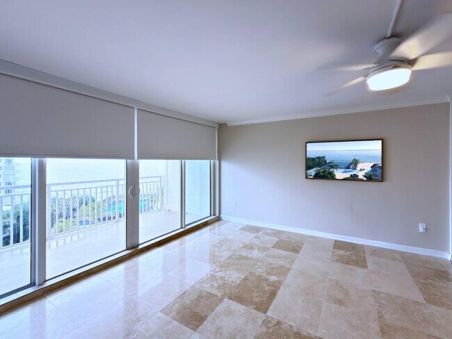 Building Photo - 3546 S Ocean Blvd